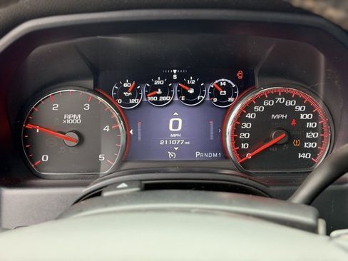 Used 2015 GMC Sierra 2500 Denali w/ Duramax Plus Package image 8