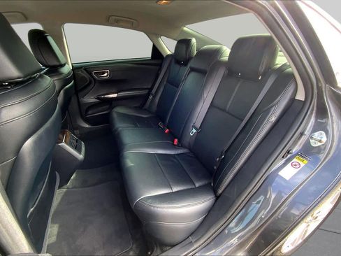 Used 2013 Toyota Avalon XLE FWD image 21