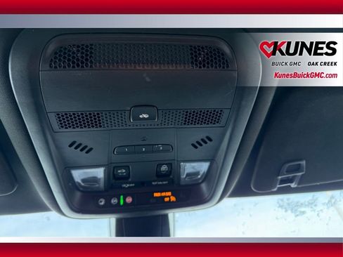 Used 2022 Cadillac XT6 Premium Luxury image 20