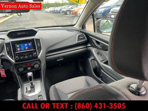 Used 2019 Subaru Crosstrek 2.0i Premium w/ Eyesight System image 17