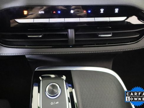 Used 2025 Buick Enclave Preferred FWD image 24