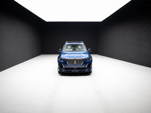Used 2022 BMW ALPINA XB7 AWD/4WD image 93