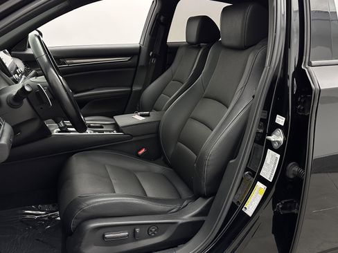 Used 2022 Honda Accord Sport image 11