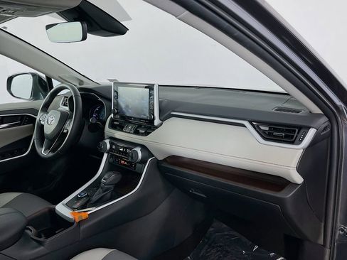 Used 2022 Toyota RAV4 Limited image 38