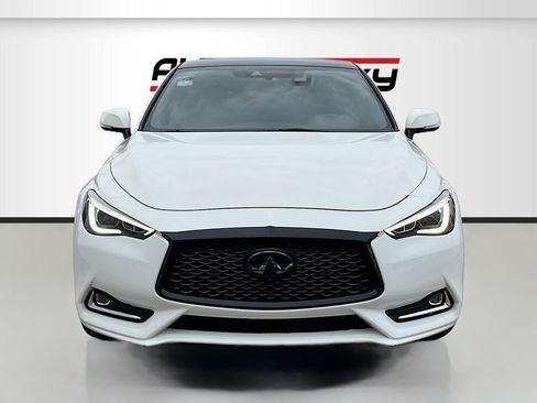 Used 2021 INFINITI Q60 3.0t Luxe w/ Essential Package AWD/4WD image 2