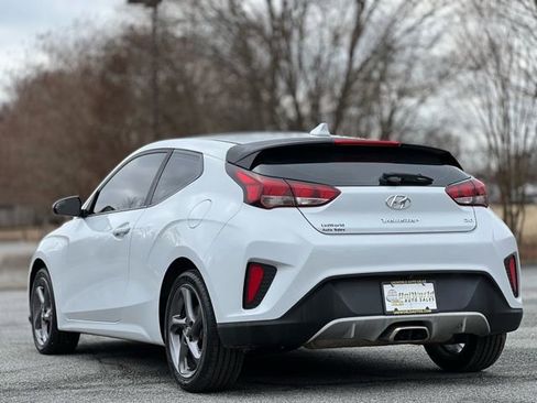 Used 2019 Hyundai Veloster 2.0 image 7