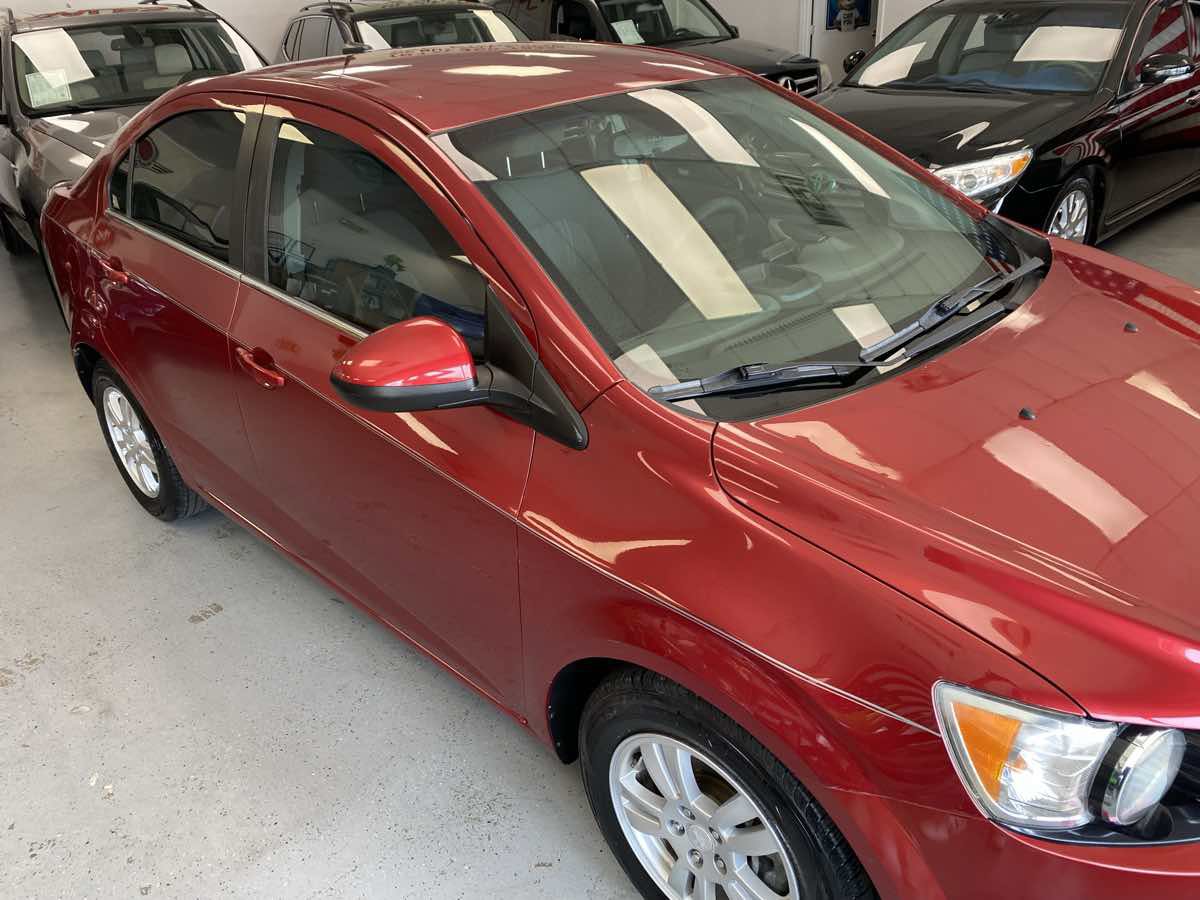 Used 2013 Chevrolet Sonic LT FWD image 3