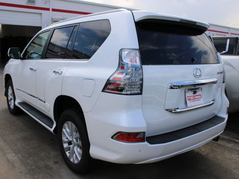 Used 2018 Lexus GX 460 Premium w/ Premium Package AWD/4WD image 8