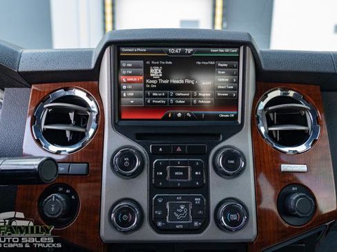 Used 2015 Ford F250 King Ranch w/ FX4 Off-Road Package image 18