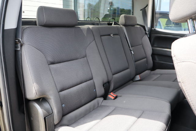Used 2018 Chevrolet Silverado 1500 LT w/ All Star Edition AWD/4WD image 35