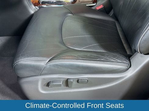 Used 2016 INFINITI QX80 w/ Deluxe Technology Package image 25