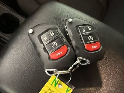 Used 2023 Jeep Wrangler Unlimited w/ 8.4" Radio Group AWD/4WD image 19