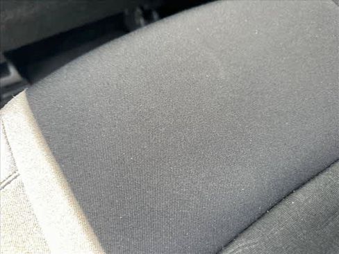 Certified 2025 Nissan Pathfinder SV FWD image 14