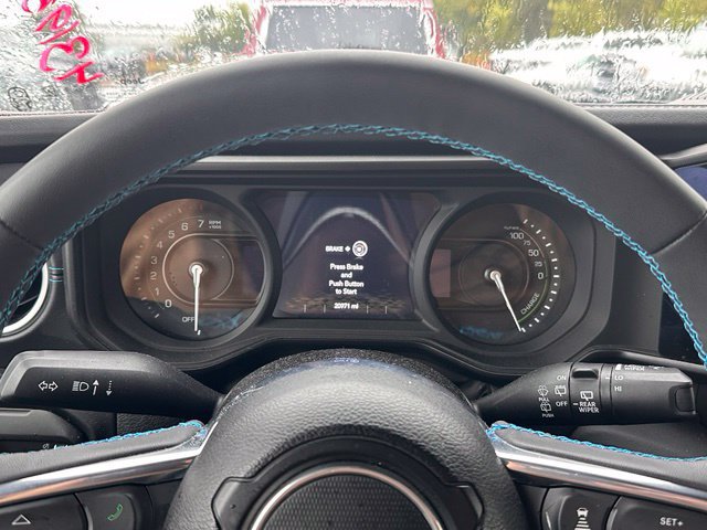 Used 2024 Jeep Wrangler High Altitude AWD/4WD image 21