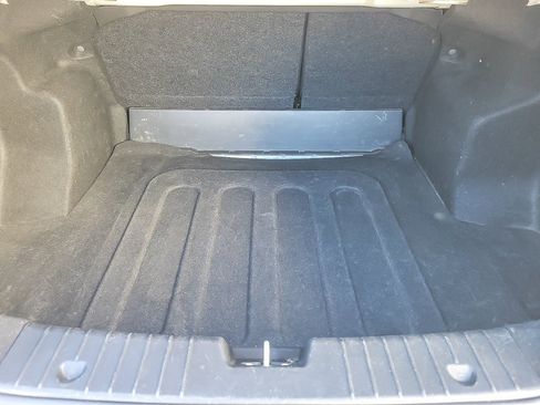 Used 2009 Chevrolet Aveo LT w/ Power and Convenience Package image 12