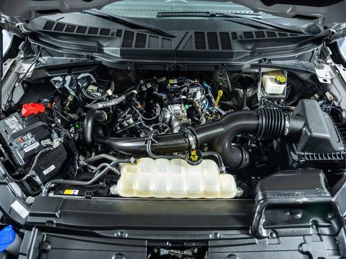 Certified 2022 Ford F150 XLT w/ Equipment Group 302A High image 23