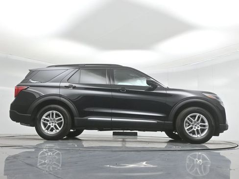 New 2025 Ford Explorer Active image 49
