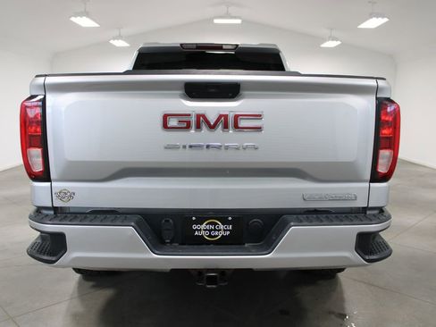 Used 2020 GMC Sierra 1500 Elevation w/ Elevation Value Package AWD/4WD image 8