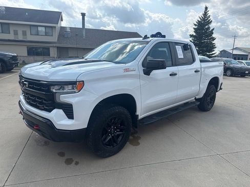 Used 2023 Chevrolet Silverado 1500 LT Trail Boss w/ Protection Package image 1