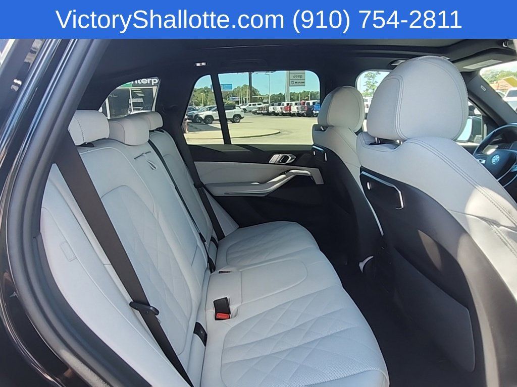 Used 2025 BMW X5 sDrive40i w/ Premium Package RWD image 41