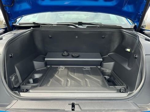 New 2026 Chevrolet Silverado EV LT AWD/4WD image 9