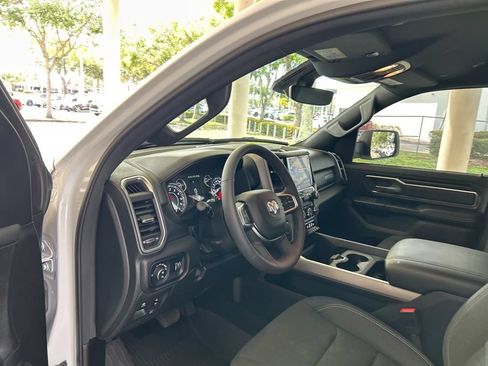 Used 2025 RAM 1500 Big Horn AWD/4WD image 7