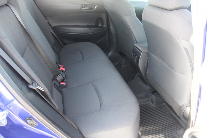 Certified 2025 Toyota Corolla Cross LE FWD image 17