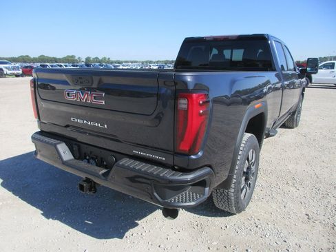New 2026 GMC Sierra 3500 Denali w/ Denali Reserve Package AWD/4WD image 5