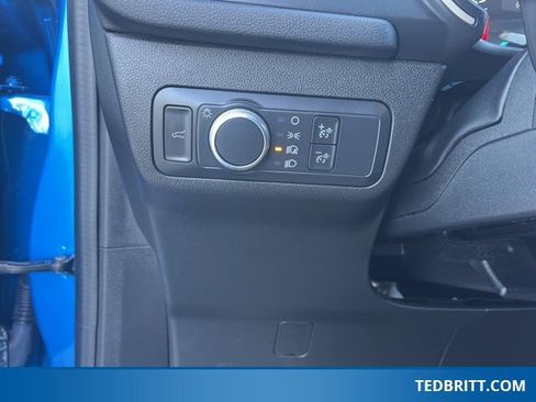 Certified 2021 Ford Escape SE w/ SE Sport Appearance Package image 39