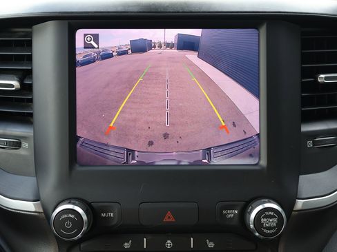 Used 2020 RAM 1500 Big Horn image 17