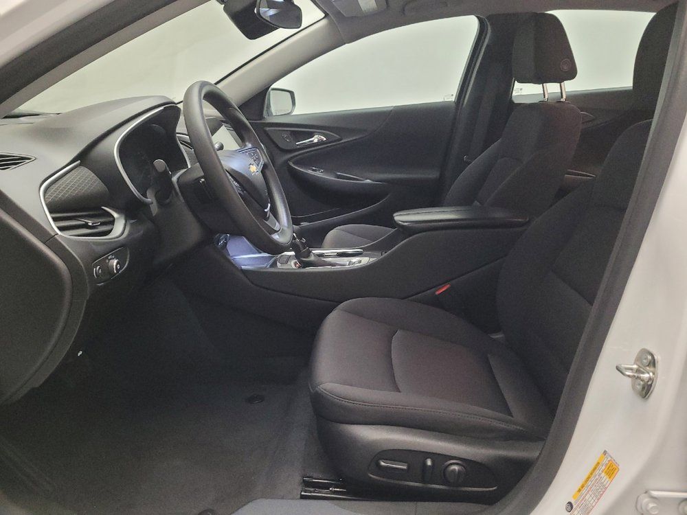 Used 2023 Chevrolet Malibu LT FWD image 17