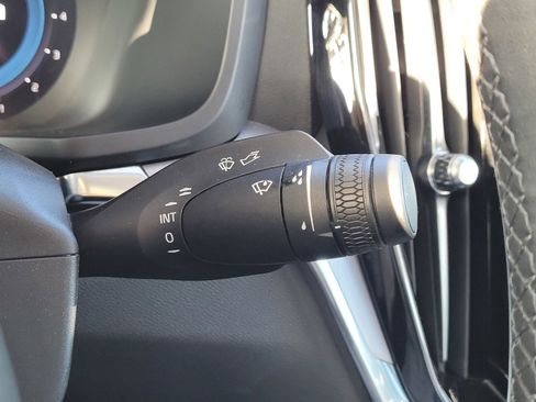 Used 2024 Volvo S60 B5 Core image 17