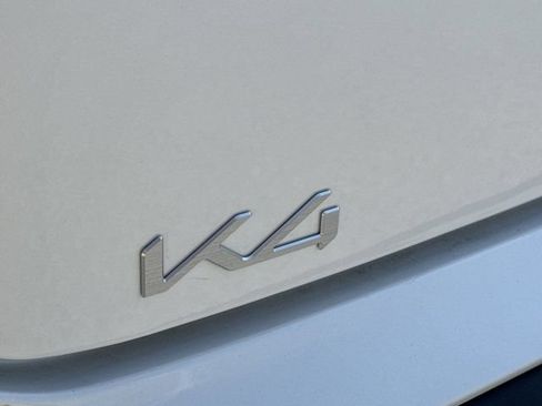 New 2026 Kia K4 FWD image 31