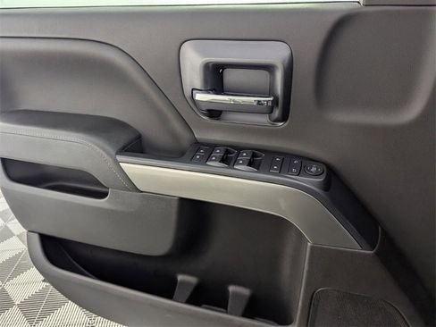 Used 2019 Chevrolet Silverado 1500 LT image 25