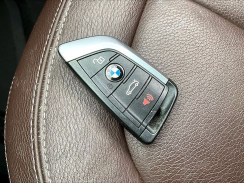 Used 2017 BMW X1 xDrive28i image 15