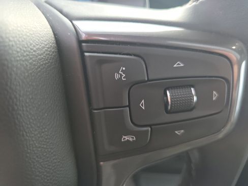 Used 2023 Chevrolet Silverado 1500 ZR2 w/ Technology Package image 23