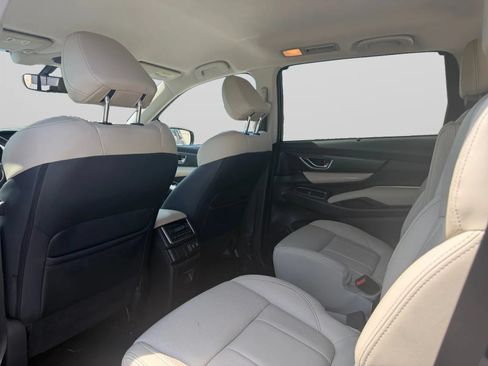 Used 2019 Subaru Ascent Limited AWD/4WD image 25