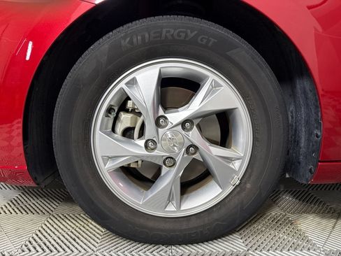 Used 2021 Hyundai Elantra SEL FWD image 20