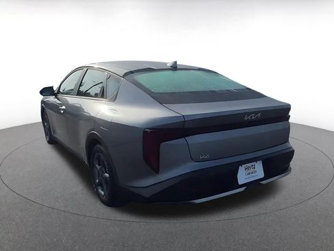 Used 2025 Kia K4 LXS image 11