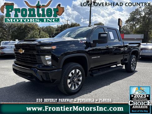 Used 2024 Chevrolet Silverado 2500 Custom w/ Custom Value Package AWD/4WD image 1