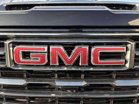 Used 2024 GMC Sierra 2500 AT4 w/ Max Trailering Package image 32