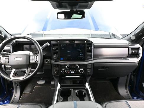 Used 2026 Ford F250 Platinum w/ FX4 Off-Road Package image 27