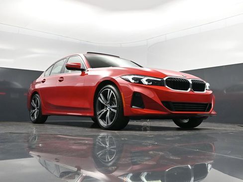 Certified 2024 BMW 330i Sedan image 44