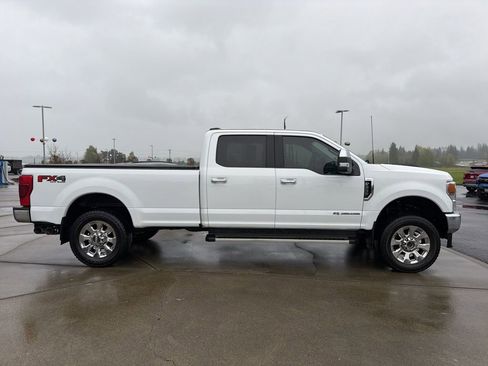 Used 2022 Ford F350 XLT w/ XLT Premium Package image 6