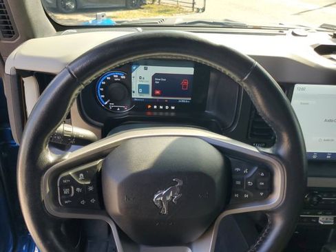 Used 2023 Ford Bronco Badlands AWD/4WD image 16