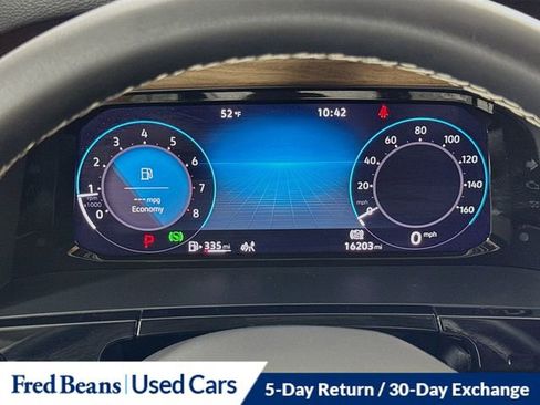 Used 2025 Volkswagen Atlas SE image 13