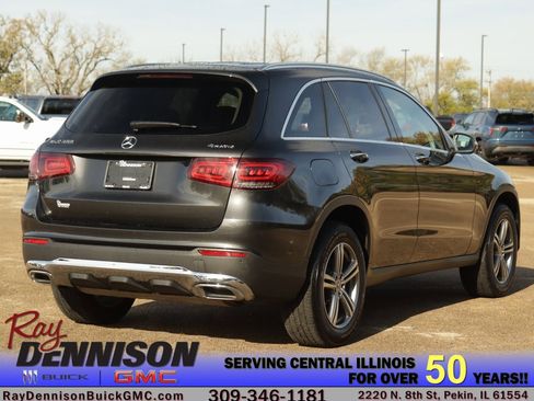Used 2021 Mercedes-Benz GLC 300 4MATIC image 7