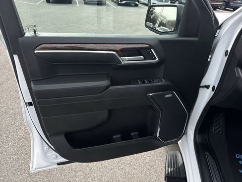 Used 2024 GMC Sierra 1500 Elevation w/ Elevation Premium Package image 23