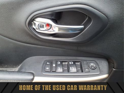 Used 2018 Jeep Cherokee Limited w/ High Altitude Package image 13