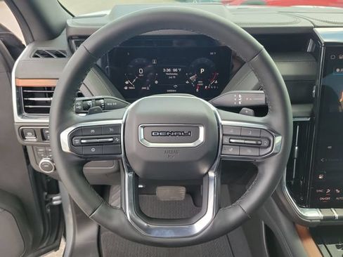 Certified 2025 GMC Yukon XL Denali AWD/4WD image 26